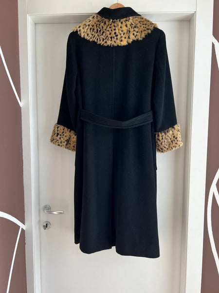 Cappotto nero animalier