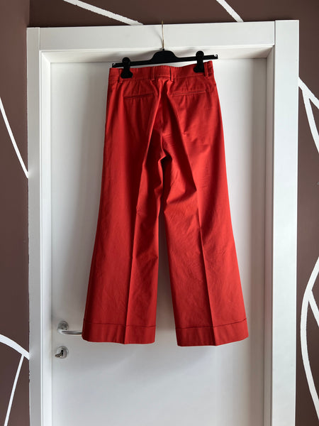 Pantaloni larghi