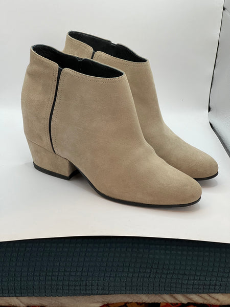 Tronchetti Siena in suede beige