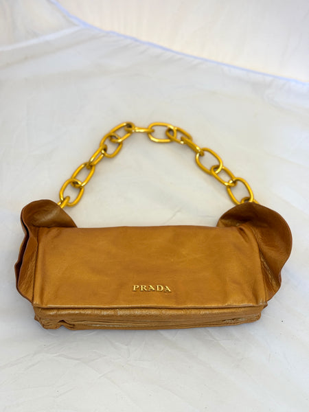 Borsa in pelle con catena