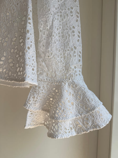 Camicia in pizzo con volant
