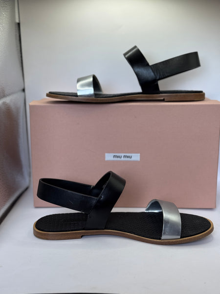 Sandali flat Miu Miu