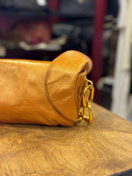 Borsa in pelle con catena