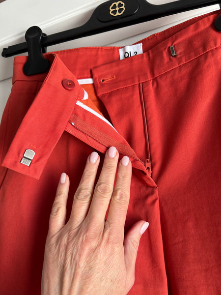Pantaloni larghi